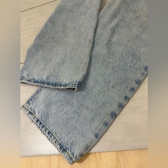 Levi’s Premium Denim Light Wash Ribcage Straight Ankle Jeans - Picture 9 of 10